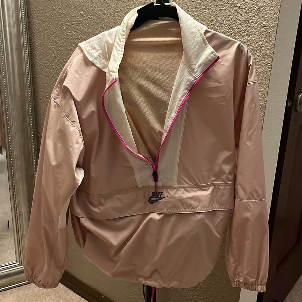 Nike Women's Sportswear Revolution 1/2 Zip Jacket